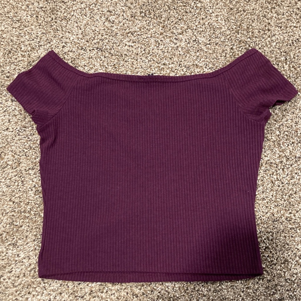 iris Plum Ribbed Off-Shoulder Button Crop Top - Picture 7 of 8